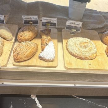 Bakerland Cafe - Cafes Near Me - Sugar Land, Texas