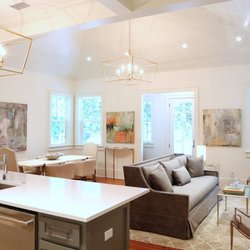 Stone Interiors Alabama - Quartz kitchen countertop