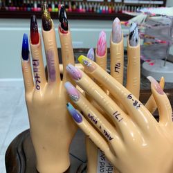 Nail Lounge Spirit & Spa - We do all type of nails powder.