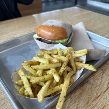 Gotts Roadside - California Burger Garlic Fries - Burgers Near Me - Napa, California Gotts Roadside - California Burger Garlic Fries - Burgers Near Me - Napa, California