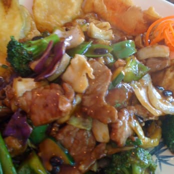 New Rice Bowl Express - close up of the wrong plate - Chinese Near Me - Carmichael, California