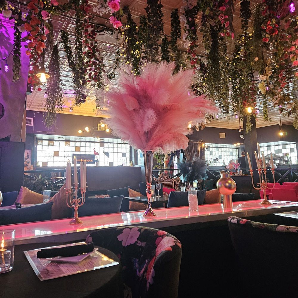 La Brasa  - Decor - Lounges Near Me - Oklahoma City, Oklahoma