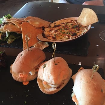 Thorncreek Winery & Gardens - Fish sliders and jarlsberg chicken dip - Wineries Near Me - Aurora, Ohio Thorncreek Winery & Gardens - Fish sliders and jarlsberg chicken dip - Wineries Near Me - Aurora, Ohio