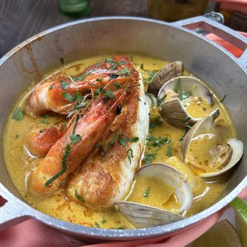Bolo - Caldo santo - Latin American Near Me - Philadelphia, Pennsylvania
