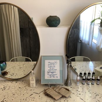 Yoni Steam Honolulu - If you want to freshen your self up before/afterwards. - Day Spas Near Me - Honolulu, Hawaii