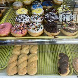 Daylight Donuts