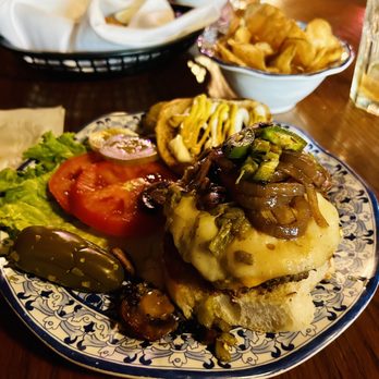 Perini Ranch Steakhouse - The Today Show Burger - Steakhouses Near Me - Buffalo Gap, Texas