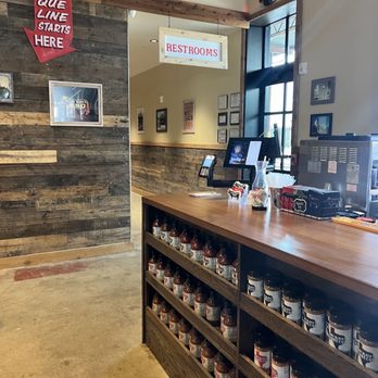 Terry Black's Barbecue - Waco - Side bar, and entrance to bathroom - Barbeque Near Me - Waco, Texas