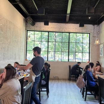 Source Restaurant - Source view of great ok 1775 Revolutionary War Cemetery... - Pizza Near Me - Cambridge, Massachusetts Source Restaurant - Source view of great ok 1775 Revolutionary War Cemetery... - Pizza Near Me - Cambridge, Massachusetts