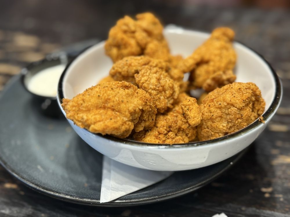 Social spots from Walk-On's Sports Bistreaux - Oxford Restaurant