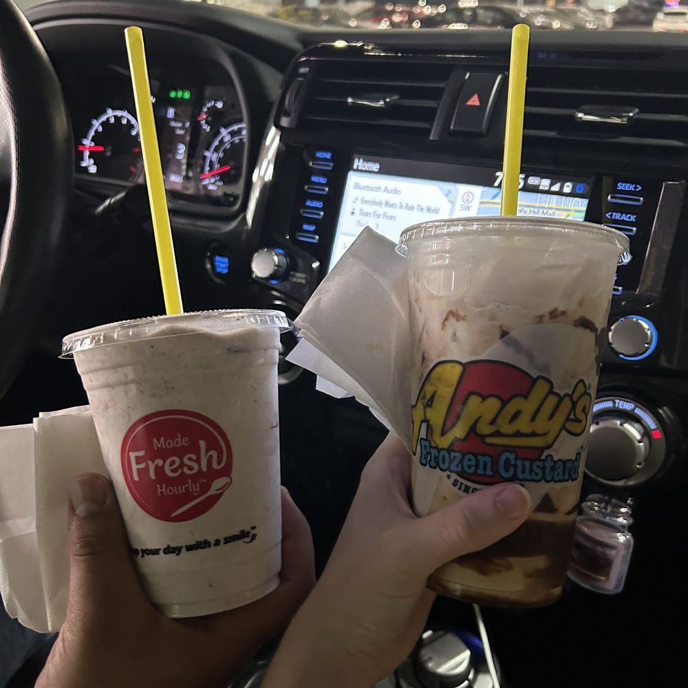 (Left) Regular strawberry Oreo milkshake (Right) yummy latte hot fudge (Left) Regular strawberry Oreo milkshake (Right) yummy latte hot fudge
