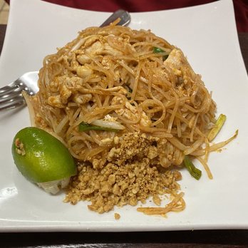 Roi Siam - Pad Thai - Thai Near Me - Union City, New Jersey Roi Siam - Pad Thai - Thai Near Me - Union City, New Jersey