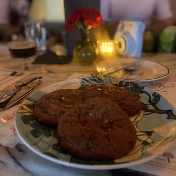 Bar Cecil - Cookies - Cocktail Bars Near Me - Palm Springs, California Bar Cecil - Cookies - Cocktail Bars Near Me - Palm Springs, California