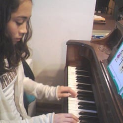 Vargas Private Music Instruction - Fun piano lessons!