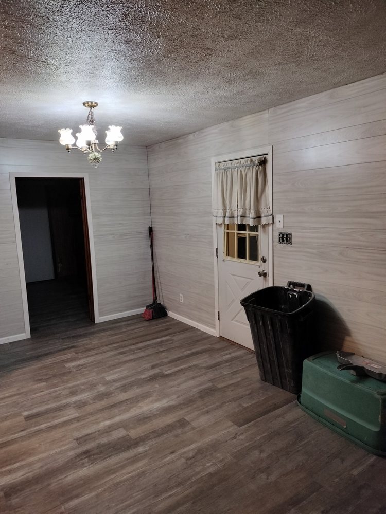 Slide of B & C Contracting