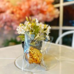 Choco Bakery & Cafe - Coconut Macaroon | IG @moniquedao