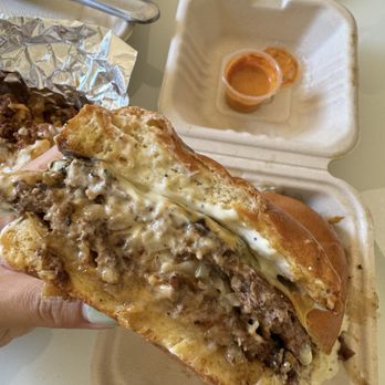 JOJA - Oklahoma truffle smash burger - Burgers Near Me - Honolulu, Hawaii
