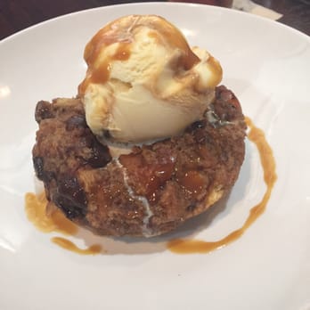 1608 Crafthouse - Amazing Jack Daniels bread pudding served with gelato - Gastropubs Near Me - Virginia Beach, Virginia
