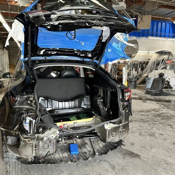 Expert Auto Body - Body Shops Near Me - Sun Valley, California Expert Auto Body - Body Shops Near Me - Sun Valley, California