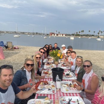 Clambake Catering - Dining table - Caterers Near Me - San Diego, California Clambake Catering - Dining table - Caterers Near Me - San Diego, California