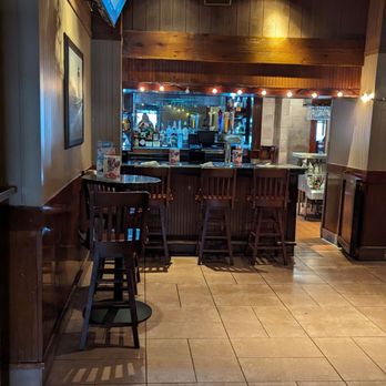 Red Lobster - a restaurant with a bar and a television - Seafood Near Me - Danbury, Connecticut Red Lobster - a restaurant with a bar and a television - Seafood Near Me - Danbury, Connecticut