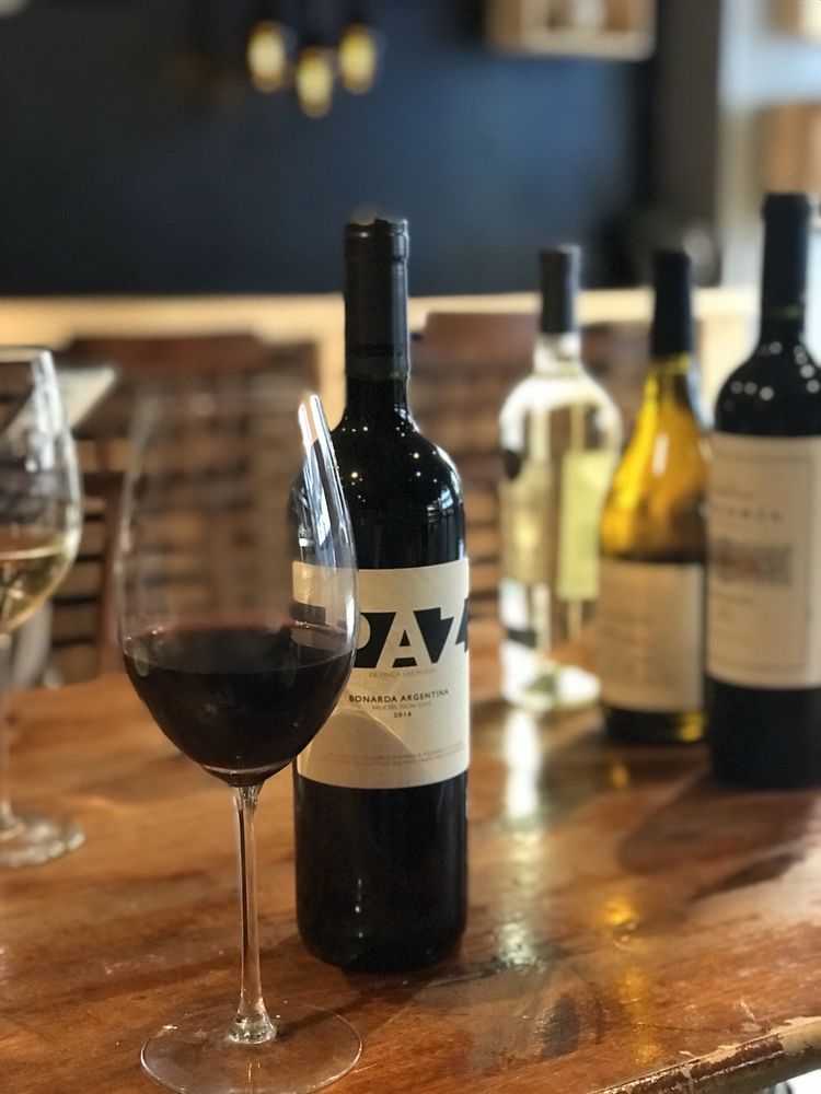 Vinosfera Wine Gallery