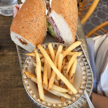 Melo's Italian Table - Italian Deli with fries - Pasta Shops Near Me - Walnut Creek, California Melo's Italian Table - Italian Deli with fries - Pasta Shops Near Me - Walnut Creek, California