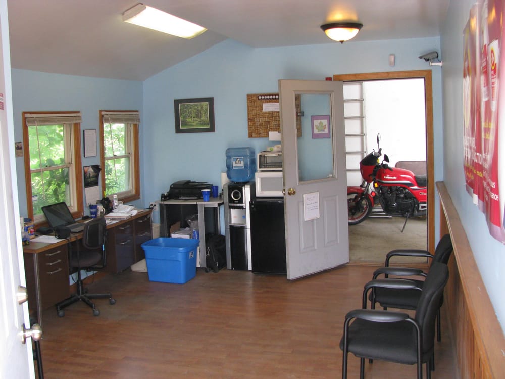 LORENZINI’S AUTOMOTIVE Updated September 2024 163 Circle St, Barre