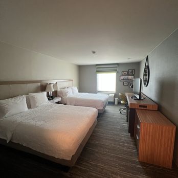 Hampton Inn & Suites Seattle-Downtown - Hotels Near Me - Seattle, Washington Hampton Inn & Suites Seattle-Downtown - Hotels Near Me - Seattle, Washington