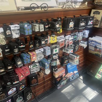 Umpqua River Lighthouse Museum Gift Store - Landmarks & Historical Buildings Near Me - Winchester Bay, Oregon Umpqua River Lighthouse Museum Gift Store - Landmarks & Historical Buildings Near Me - Winchester Bay, Oregon