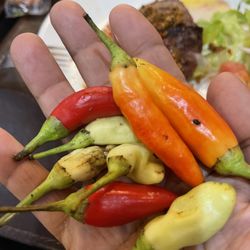 Desnivel - Yes the waiter hooked me up with spicy peppers. Soy Mexicano ! Lol