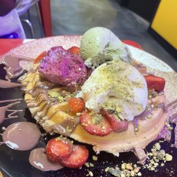 Bubble Waffle with matcha and ashta gelato Bubble Waffle with matcha and ashta gelato