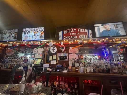 Center Lounge by null