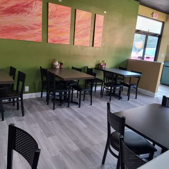 Donuts Pho Bagels - Nice dining area. - Donuts Near Me - New Bern, North Carolina Donuts Pho Bagels - Nice dining area. - Donuts Near Me - New Bern, North Carolina