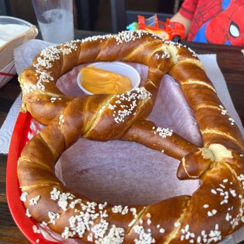 The Regal Seagull - Giant pretzel with queso - New American Near Me - Encinitas, California