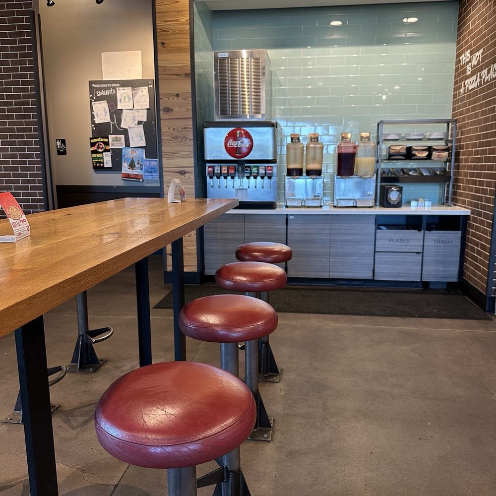 MOD Pizza - Nice counter area not far from the drink machines. - Fast Food Near Me - Sahuarita, Arizona