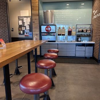 MOD Pizza - Nice counter area not far from the drink machines. - Fast Food Near Me - Sahuarita, Arizona MOD Pizza - Nice counter area not far from the drink machines. - Fast Food Near Me - Sahuarita, Arizona