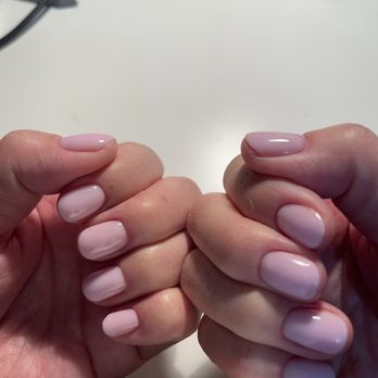 Diva Nail Studio - Nail Salons Near Me - New York, New York