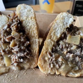 Lunchboxxx - Philadelphia Cheesesteak Adventure - Food Trucks Near Me Lunchboxxx - Philadelphia Cheesesteak Adventure - Food Trucks Near Me