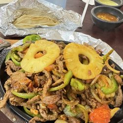 Nelos Mexican Restaurant - Hawaiian fajitas