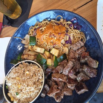 Fuego Hibachi - Hibachi premium filet mignon,  chicken,  spicy noodles,  fried rice and veggies. Delicious - Sushi Bars Near Me - Riverside, California
