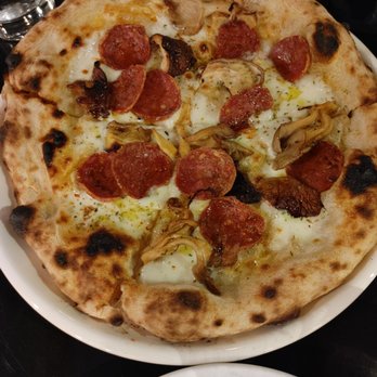 Pa’La Downtown - Mushroom pizza - Mediterranean Near Me - Phoenix, Arizona Pa’La Downtown - Mushroom pizza - Mediterranean Near Me - Phoenix, Arizona