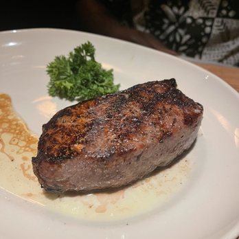 Hillstone Restaurant - New York Strip - New American Near Me - Winter Park, Florida Hillstone Restaurant - New York Strip - New American Near Me - Winter Park, Florida