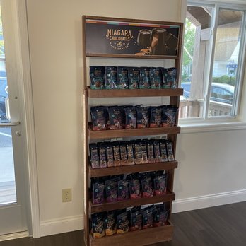 Lake Life Cafe - Coffee & Tea Near Me - Bemus Point, New York