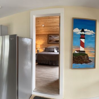 Colonial Gables Oceanfront Village - Hotels Near Me - Belfast, Maine
