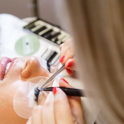 The Lash Lounge