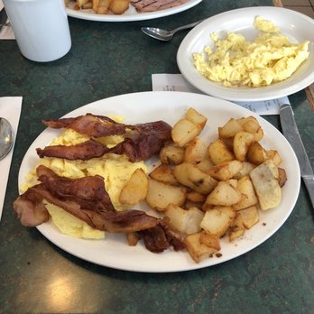 Skyway Jack's - Bacon & Eggs (3 eggs, 4 strips of bacon, home fries & toast) ($8.99) - Breakfast & Brunch Near Me - Mississauga, Ontario Skyway Jack's - Bacon & Eggs (3 eggs, 4 strips of bacon, home fries & toast) ($8.99) - Breakfast & Brunch Near Me - Mississauga, Ontario