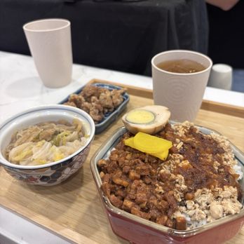 Gulp - Taiwanese Pork Chop Rice Bento - Taiwanese Near Me - Long Island City, New York Gulp - Taiwanese Pork Chop Rice Bento - Taiwanese Near Me - Long Island City, New York