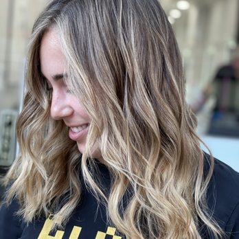 Davida Salon - Bayalage with root shadow - Hair Extensions Near Me - New York, New York Davida Salon - Bayalage with root shadow - Hair Extensions Near Me - New York, New York