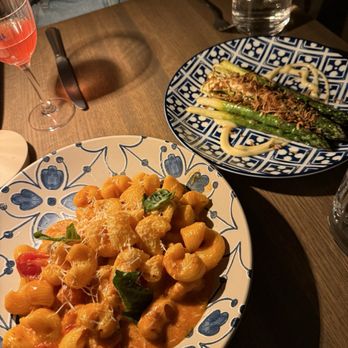 etta - Spicy Rigatoni and Asparagus - New American Near Me - Scottsdale, Arizona etta - Spicy Rigatoni and Asparagus - New American Near Me - Scottsdale, Arizona
